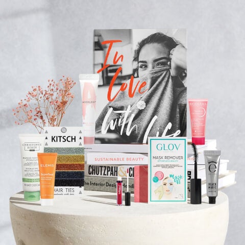 幸运飞行艇官方直播号码查询 GLOSSYBOX Valentine's Day Limited Edition